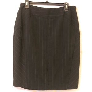 Worthington Black Stripped Pencil Skirt 22”